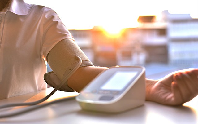 Sommerhitze und Blutdruck – Alles, was Sie wissen müssen